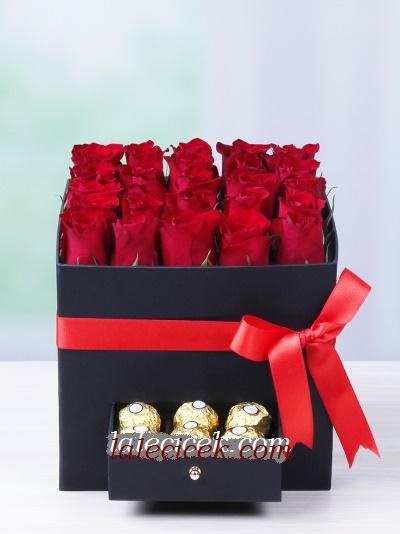  Çikolatalı Kutuda  Gül LC35